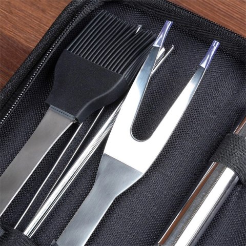 ZESTAW 10 PRZYBORÓW DO GRILLA W ETUI 489298 ZESTAW 10 PRZYBORÓW DO GRILLA W ETUI 489298