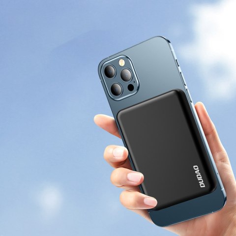 Powerbank 5000mAh magnetyczny z ładowarką indukcyjną MagSafe czarny Powerbank 5000mAh magnetyczny z ładowarką indukcyjną MagSafe czarny