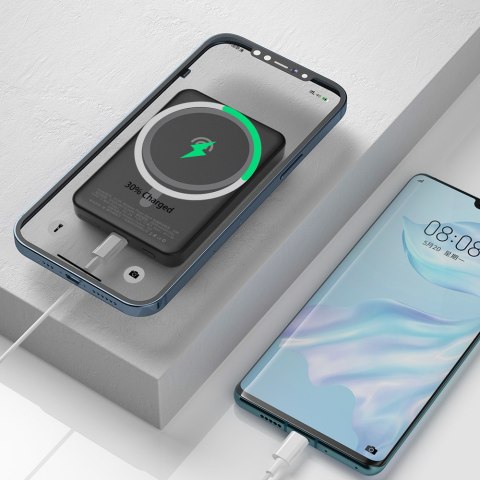 Powerbank 5000mAh magnetyczny z ładowarką indukcyjną MagSafe czarny Powerbank 5000mAh magnetyczny z ładowarką indukcyjną MagSafe czarny