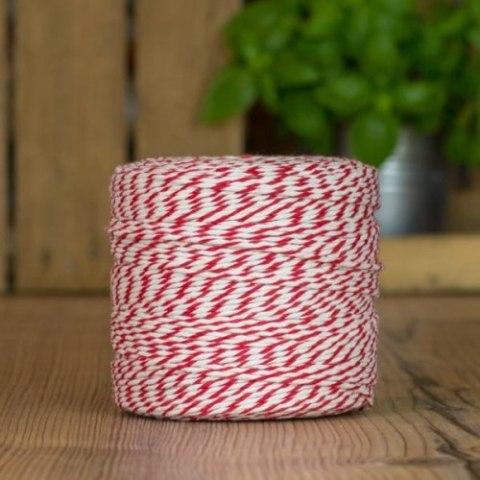 Przędza wędliniarska (dratwa, sznurek, szpagat, nici) nr 14 ,biało-czerwona, 500g Przędza wędliniarska (dratwa, sznurek, szpagat, nici) nr 14 ,biało-czerwona, 500g