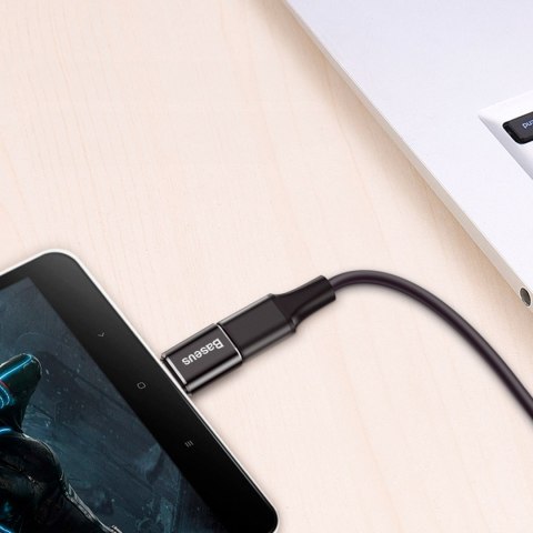 Adapter Mini przejściówka z micro USB na USB-C - czarny Adapter Mini przejściówka z micro USB na USB-C - czarny