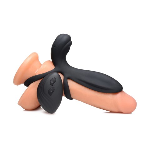XR Brands - Silikonowy wibrujący penis z pilotem XR Brands - Silikonowy wibrujący penis z pilotem