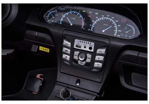 Auto na akumulator YSA021A Czarny Lakierowany Auto na akumulator YSA021A Czarny Lakierowany