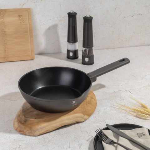 GŁĘBOKA PATELNIA TYTANOWA 28cm BERLINGER HAUS BH-8121 ANTRACIT GŁĘBOKA PATELNIA TYTANOWA 28cm BERLINGER HAUS BH-8121 ANTRACIT