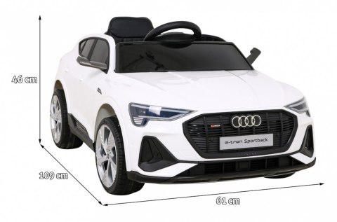 Audi E-Tron Sportback dla dzieci Biały + Pilot + Napęd 4x4 + Wolny Start + Radio MP3 + LED Audi E-Tron Sportback dla dzieci Biały + Pilot + Napęd 4x4 + Wolny Start + Radio MP3 + LED