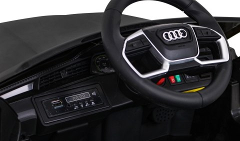 Audi E-Tron Sportback dla dzieci Czarny + Pilot + Napęd 4x4 + Wolny Start + Radio MP3 + LED Audi E-Tron Sportback dla dzieci Czarny + Pilot + Napęd 4x4 + Wolny Start + Radio MP3 + LED