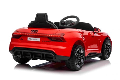 Audi RS E-Tron GT na akumulator Czerwony + Pilot + Napęd 4x4 + Radio MP3 + LED + EVA Audi RS E-Tron GT na akumulator Czerwony + Pilot + Napęd 4x4 + Radio MP3 + LED + EVA