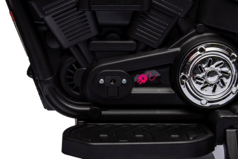 Motorek Chopper FASTER na akumulator dla dzieci Biały + Radio FM + Panel audio + LED Motorek Chopper FASTER na akumulator dla dzieci Biały + Radio FM + Panel audio + LED