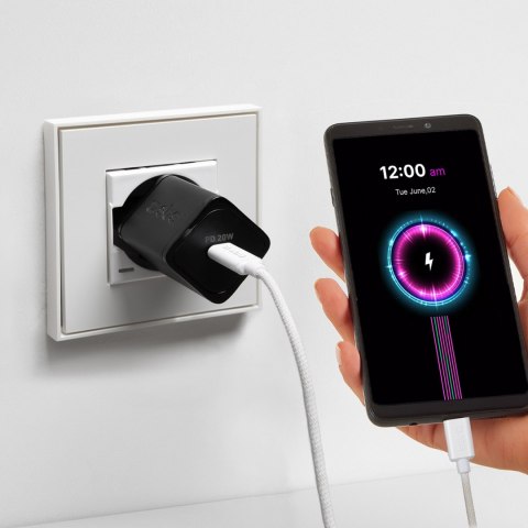 Kabel przewód w oplocie USB-C 60W 1.5m - szary Kabel przewód w oplocie USB-C 60W 1.5m - szary