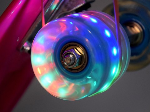 Fiszka LED Deskorolka ze Świecącymi Kółkami do jazdy w Skateparku SP0825