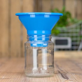 Lejek plastikowy do słoików 150/55 mm