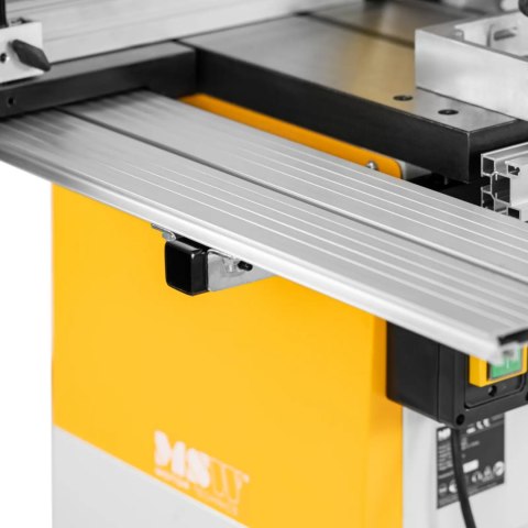 Piła pilarka tarczowa stołowa do drewna śr. 200 mm 400 V 1100 W